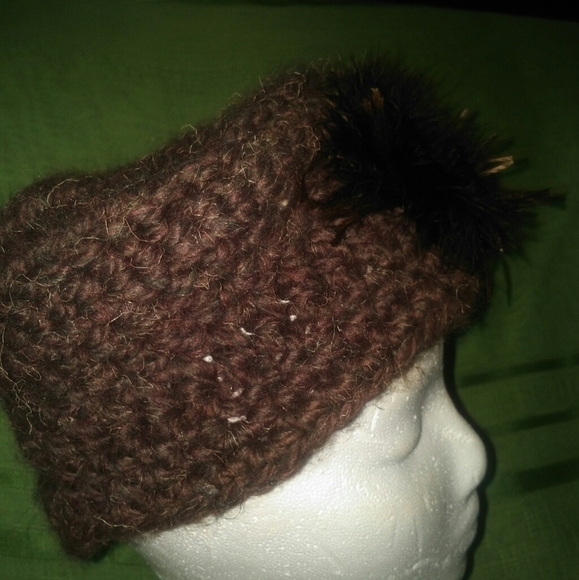 Vintage Woman's Wool Hat - Picture 3 of 6